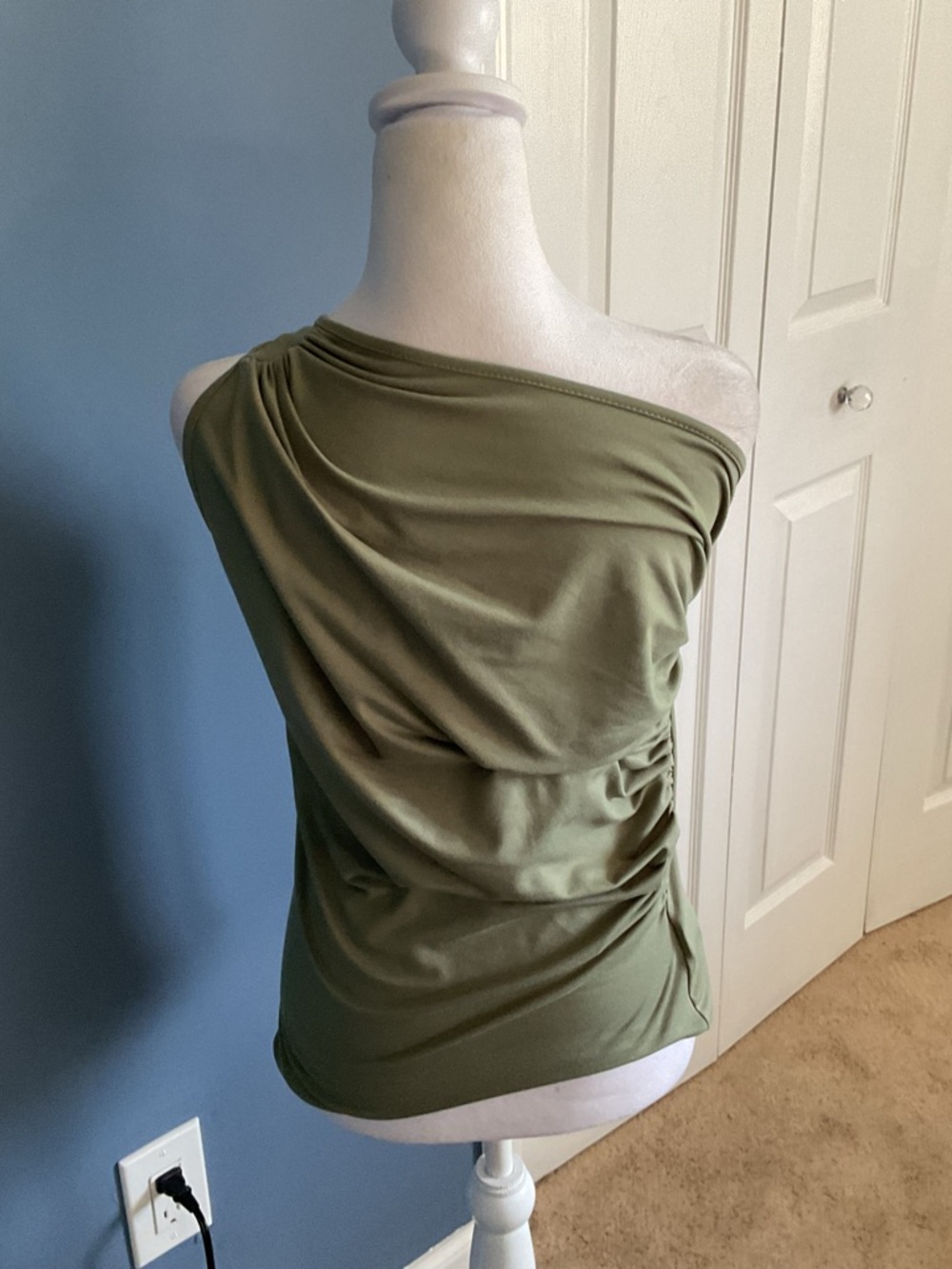 SHEIN Olive Green One-Shoulder Ruched Top - Picture 3 of 4
